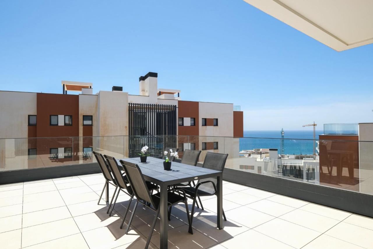 Modern Apartment-Sea View Фуэнхирола Экстерьер фото